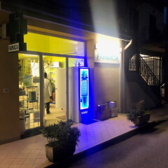 distributore-automatico-profilattici-evx-moon_farma_+plus-3