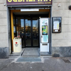 distributore-automatico-farmacie-evx-moon-farma_+plus (2)