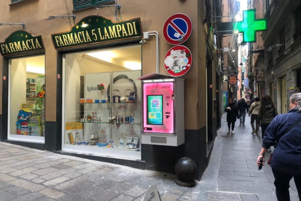 distributore-farmacie-venus_farma_plus-evx-esterna_appesa-pink