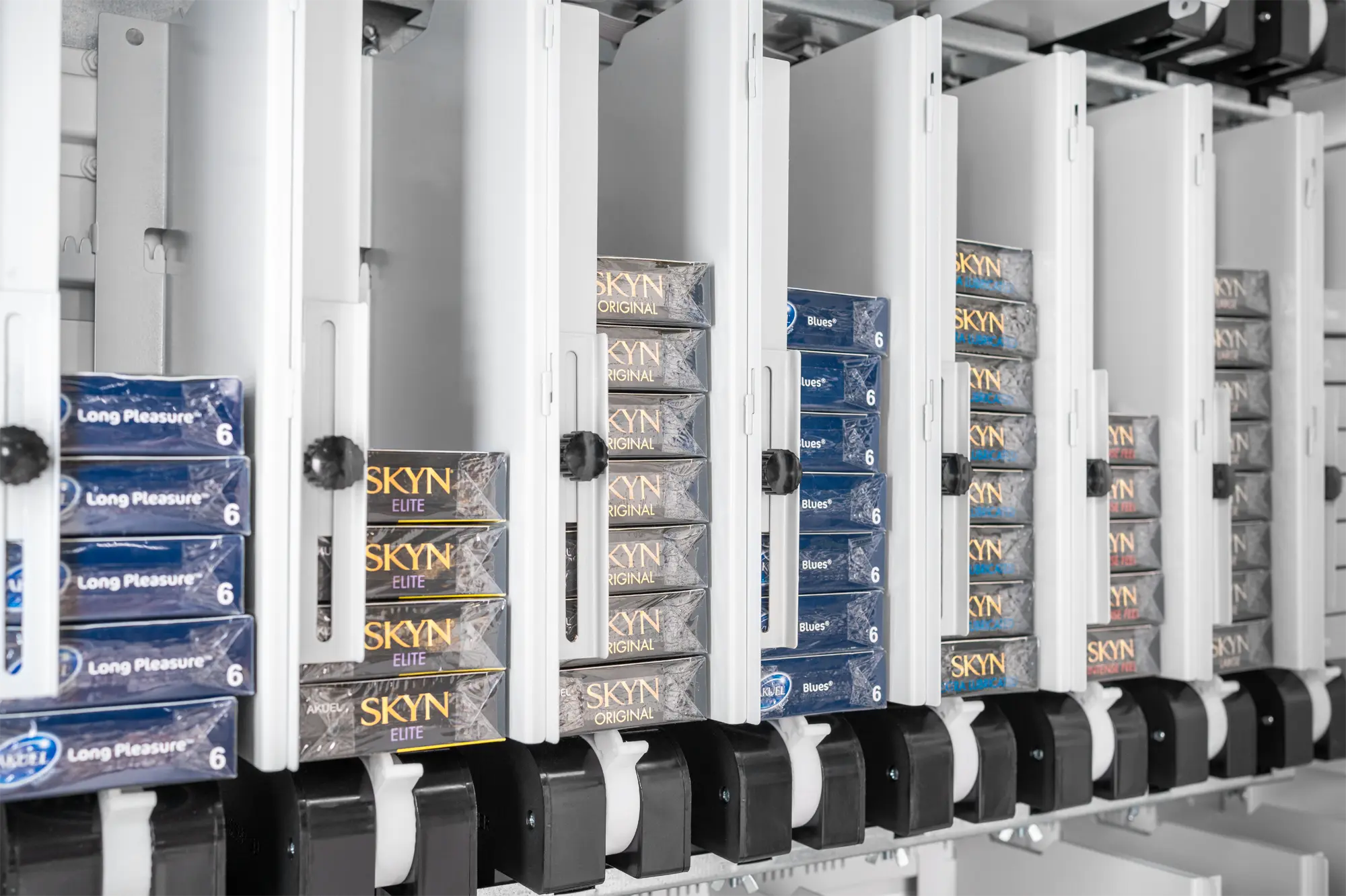 distributore preservativi farmacia